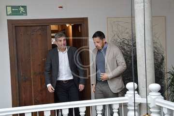 El senador nacionalista Fernando Clavijo durante la visita a Telde (Foto TA)